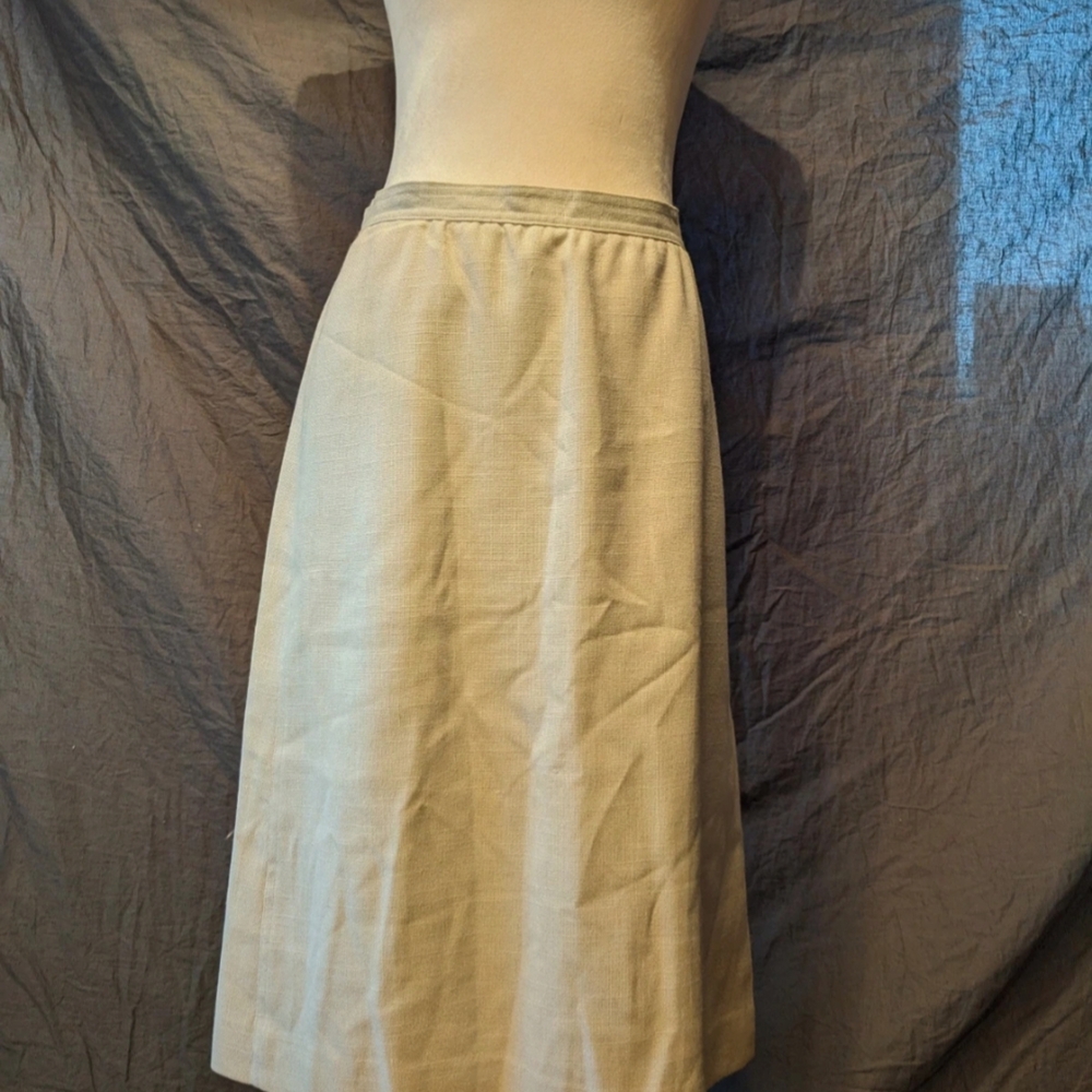 Elegant Cream Skirt
